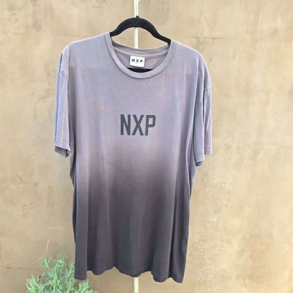 Nxp ombre tshirt gray and dark gray
